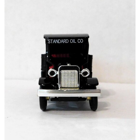 Chevron Red Crown 1927 Gas Truck Diecast Lledo - Picture 4 of 11